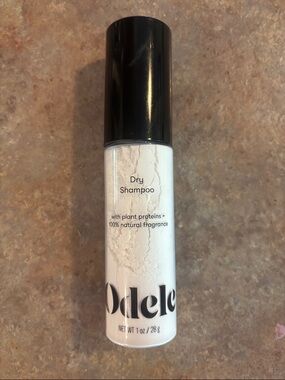 Dry Shampoo — White Refreshing No-Rinse Spray